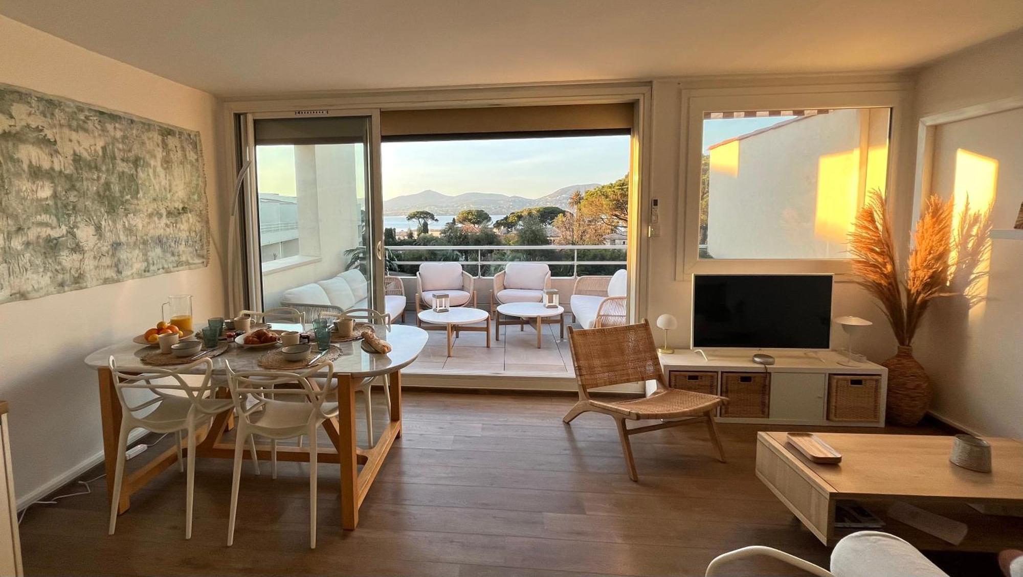Terrasse Vue Mer - Appartement 6 Pers, 3 Chambres Et Parking A St Tropez 쎙뜨호뻬 외부 사진